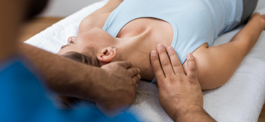 osteopathy treatment by our Werribee Osteo